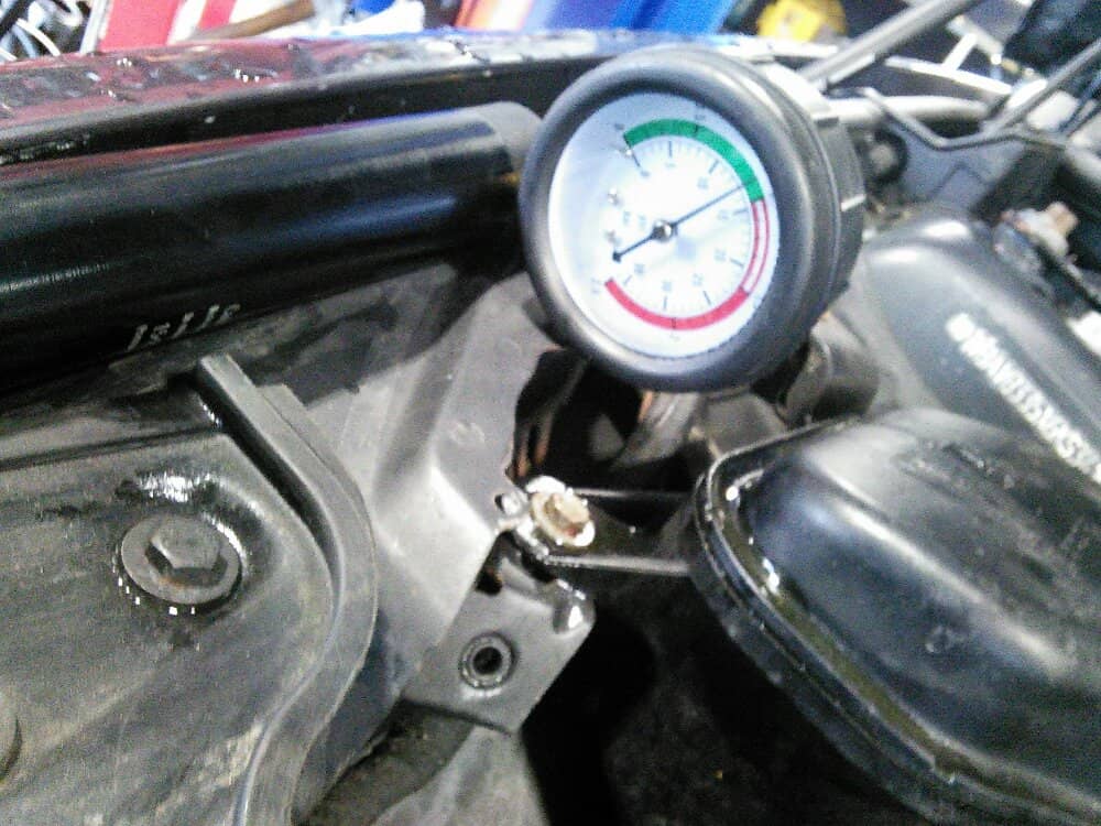 BMW 330i cooling system pressure test