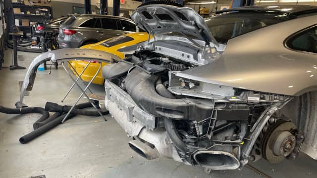 2019 Porsche 911 air filter replacement